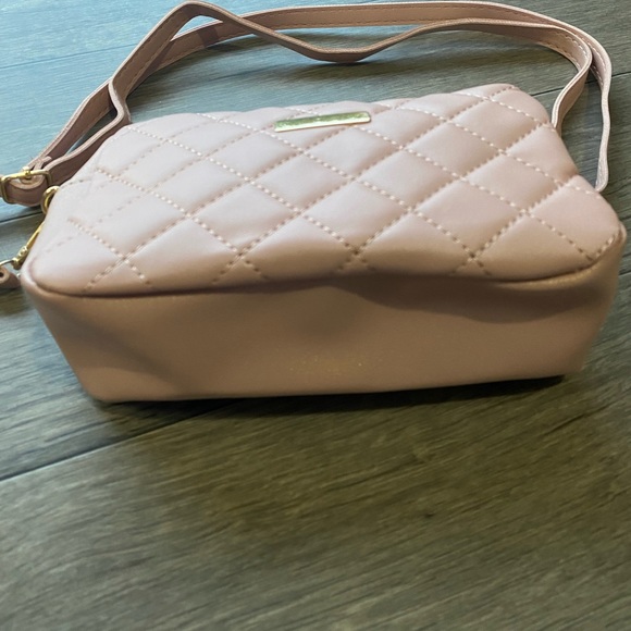 Quilted Crossbody Bag In Pink with Gold Plated Accessories - Picture 4 of 6